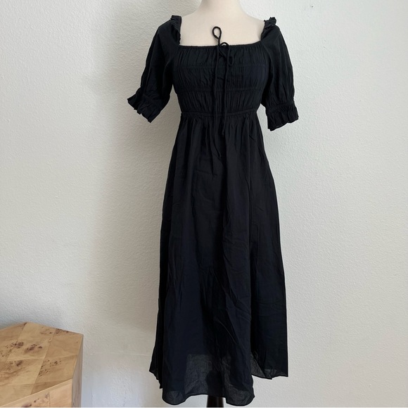 Playa Lucila Romantic Poplin Black Smocked Short Sleeve Midi Puff Sleeve Dress - Picture 3 of 10